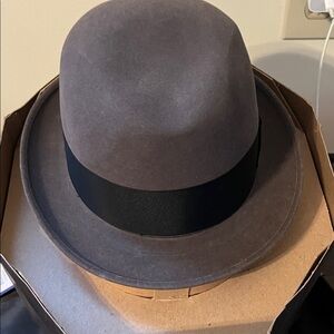 Bonds Gray Executive Group Fedora Hat with Black Band NIB